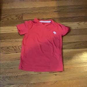 Red kids Abercrombie  short sleeve size 3/4